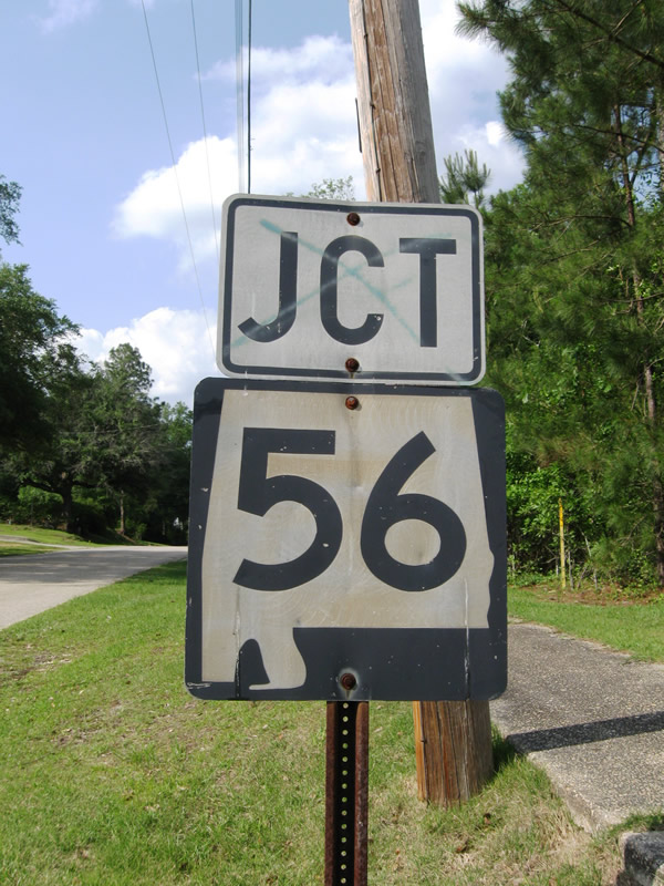 Older Alabama 56 shield posted on Ray Coaker Highway (Washington County 1) ahead of Alabama 56 in Chathom.