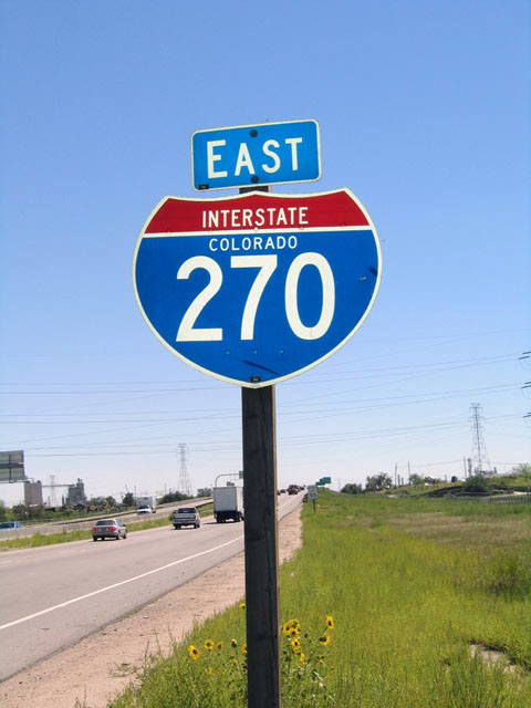 Eastbound Interstate 270 prior to U.S. 6-85/Colorado 2 interchange.