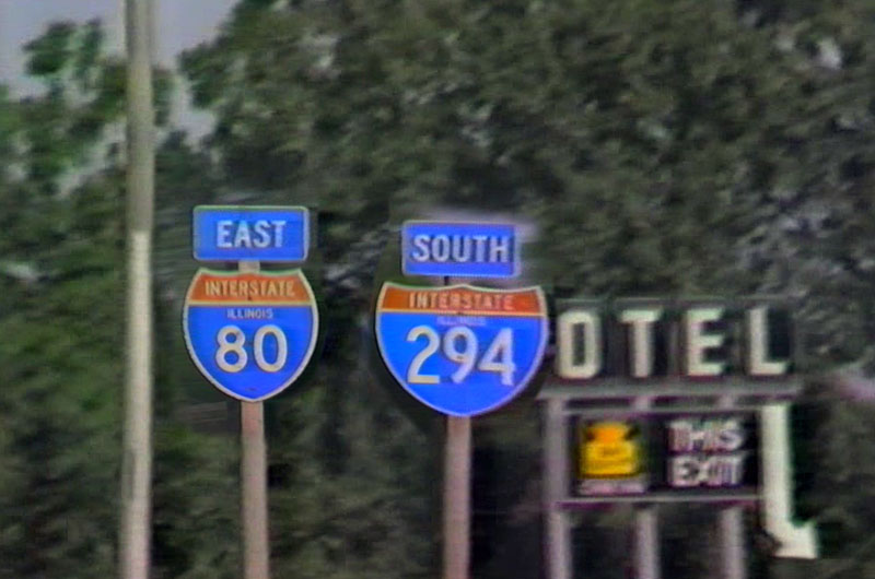 Consecutive pairs of reassurance markers on the 80/294 multiplex.  The first 80 is 1957 specification; the other three are 1970.