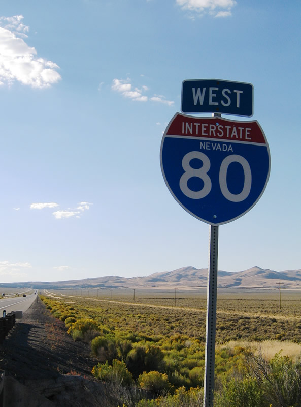 Westbound reassurance shield posted along Interstate 80 after the Exit 365 interchange at Independence Valley.