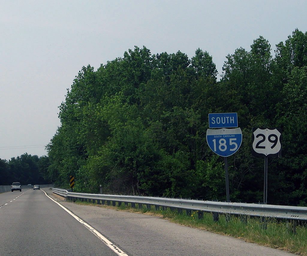 Southbound Interstate 185 and U.S. 29 after the U.S. 25 interchange in Greenville.